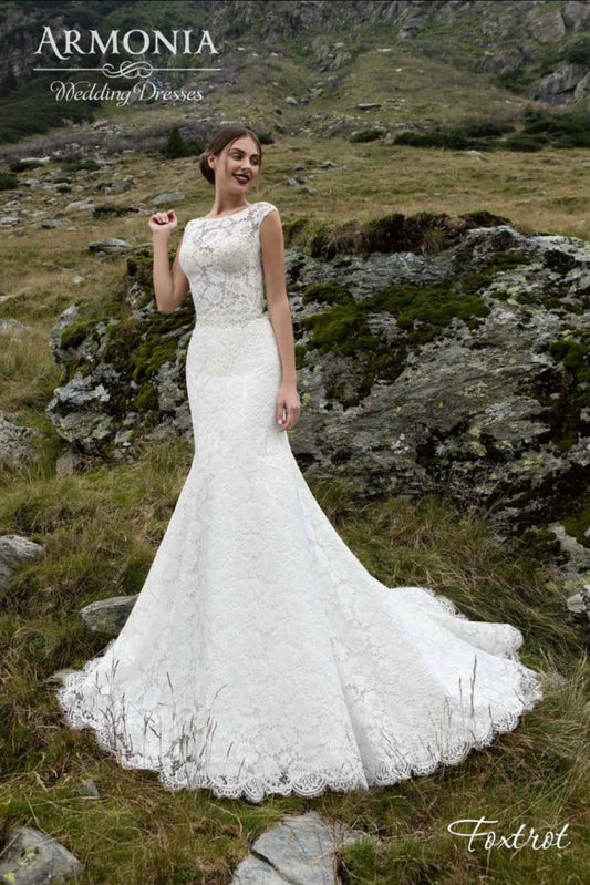 Lanesta wedding dress