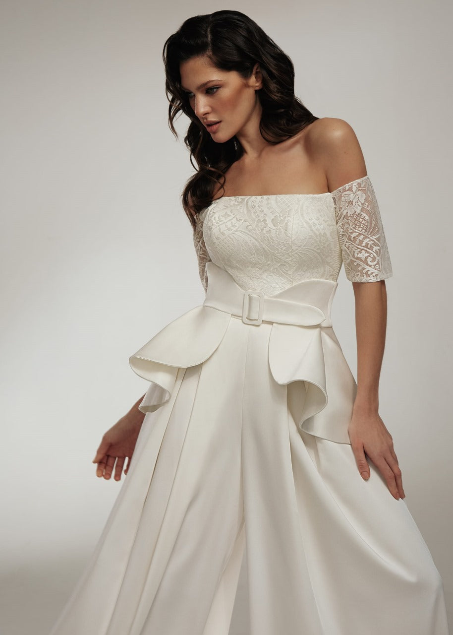 Ariamo wedding gown