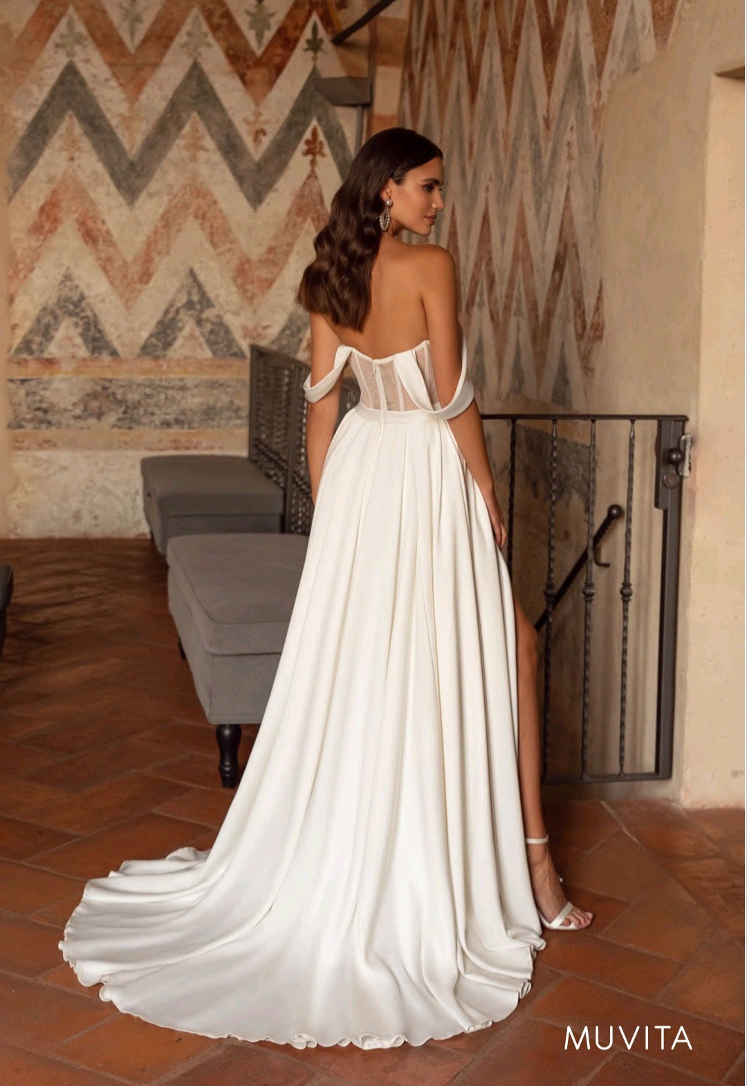 Anna Sposa wedding dress Muvita