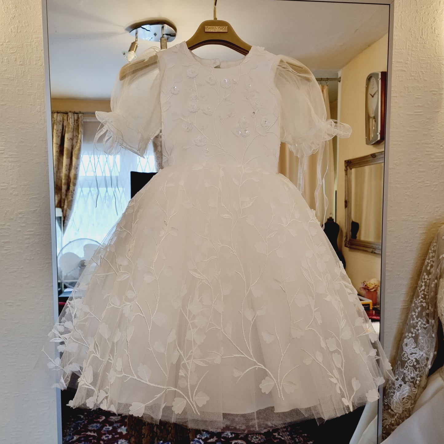 Flower girl / communion dress